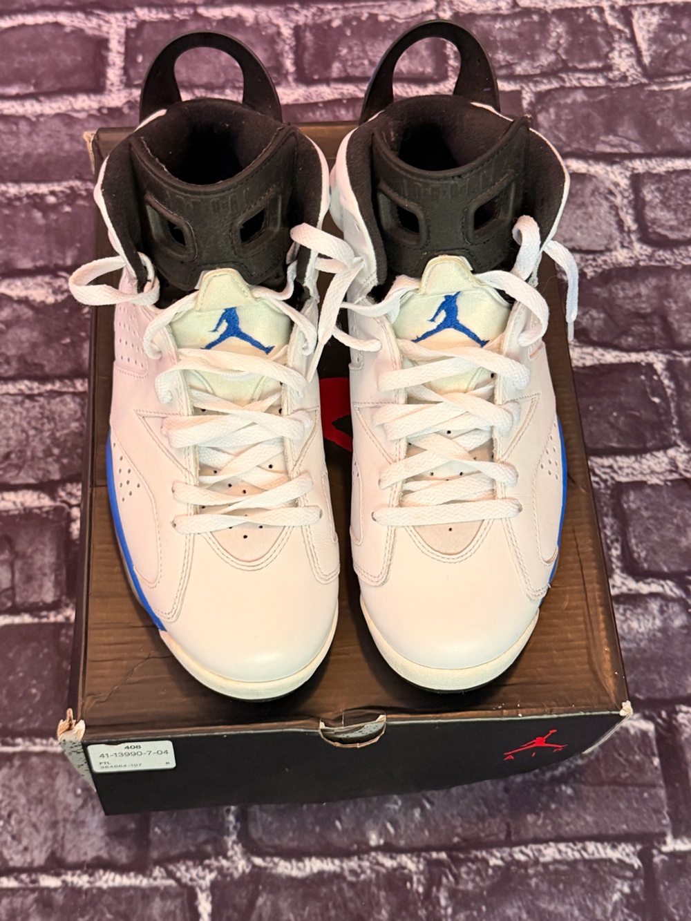 Nike air Jordan retro 6 sport blue size 8.5